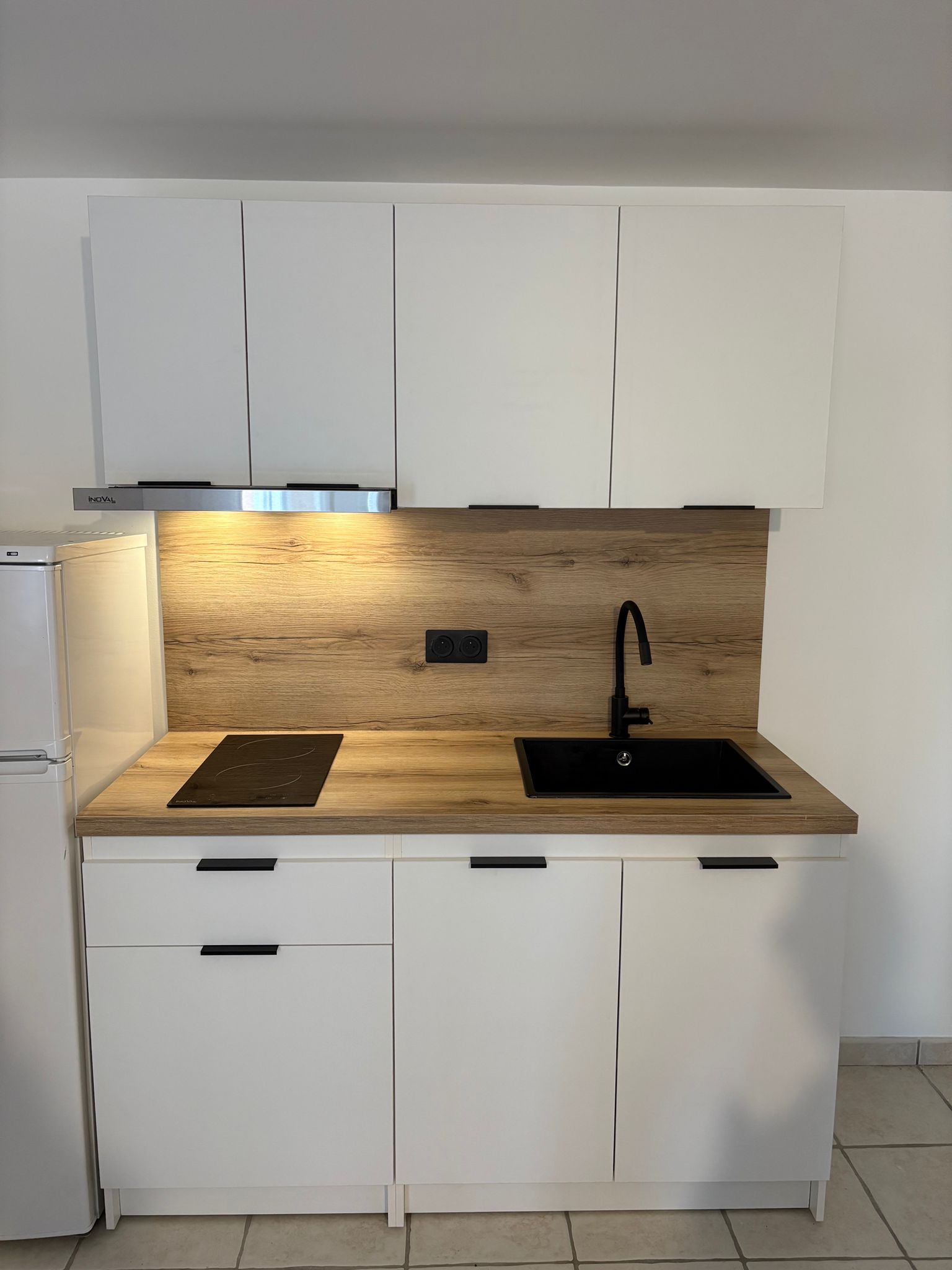 Kitchenette 1